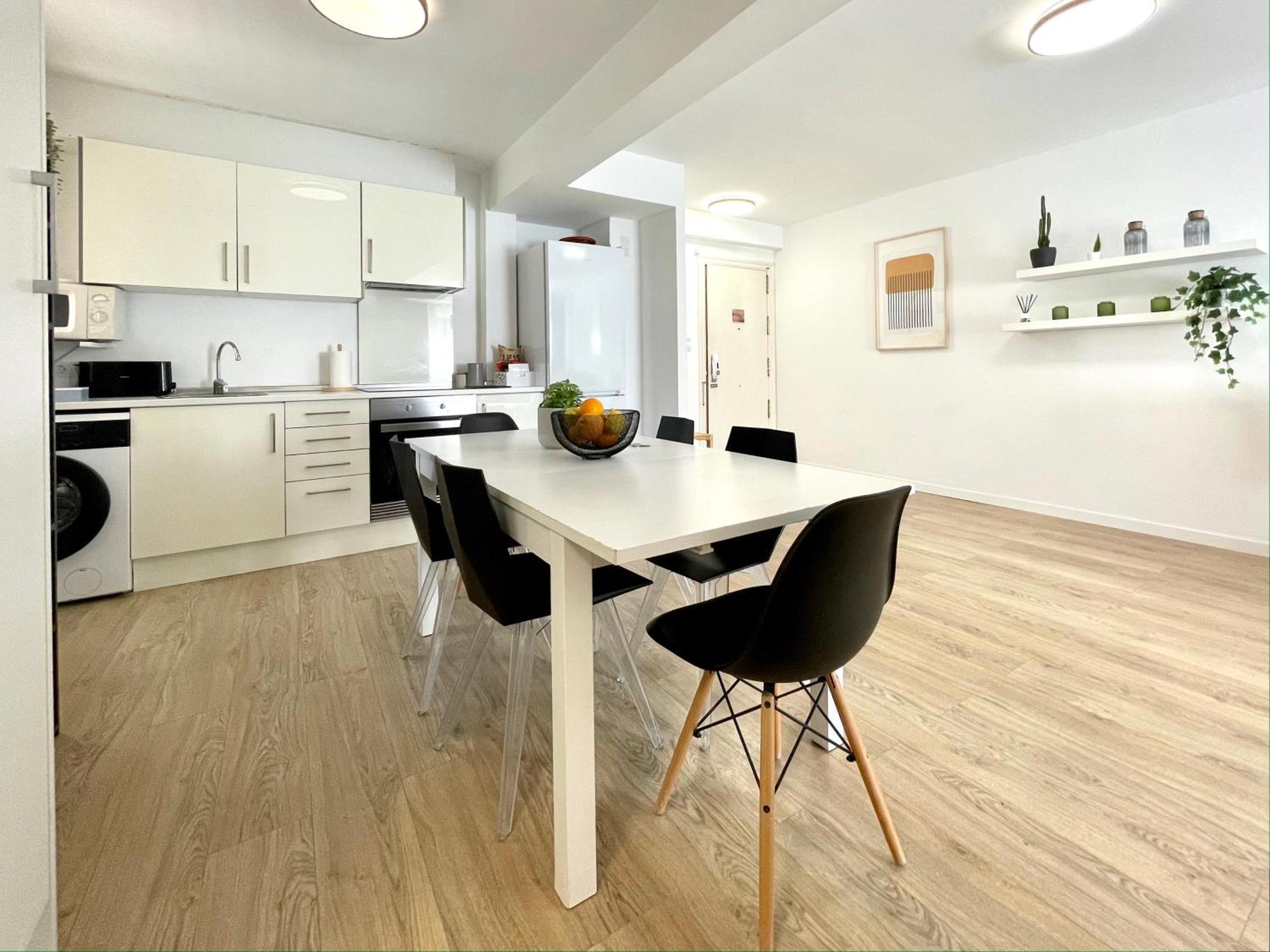 Spacious, Sunny Flat By Of Arts & Sciences * Valência