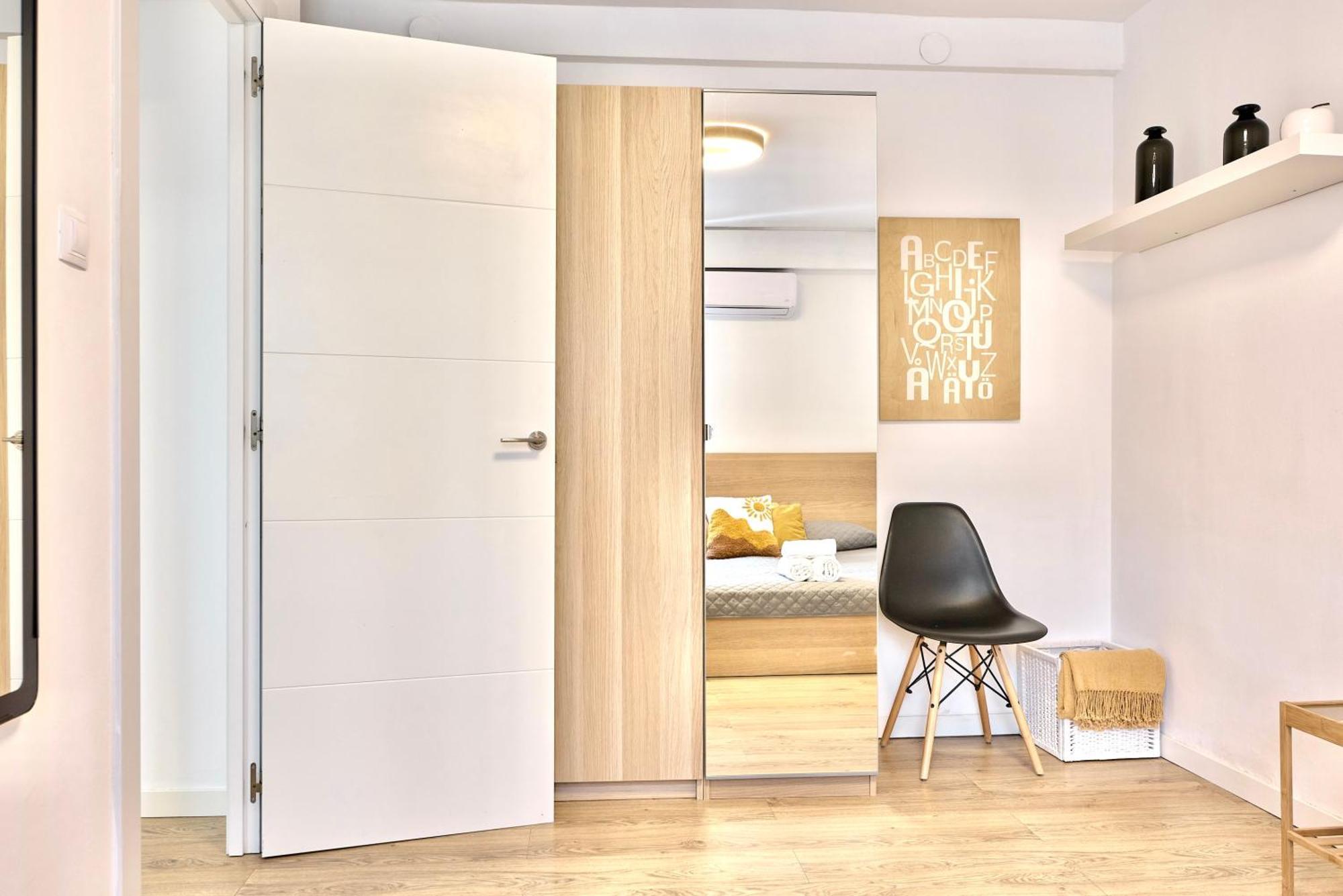 Spacious, Sunny Flat By Of Arts & Sciences Apartamento Valência