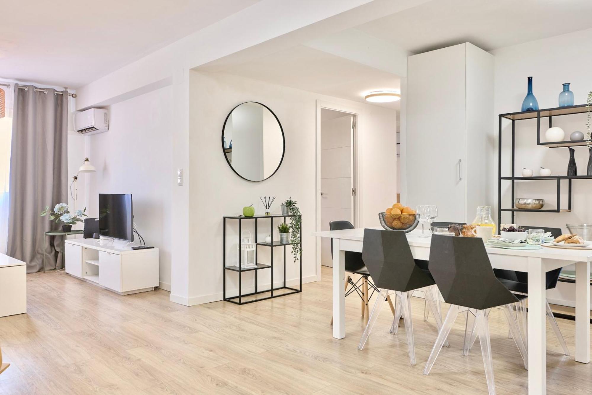 Apartament Spacious, Sunny Flat By Of Arts & Sciences València