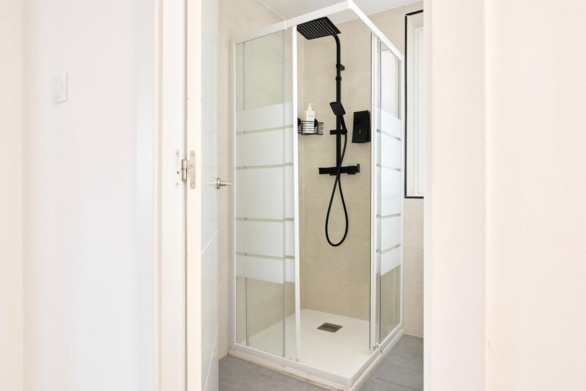 Spacious, Sunny Flat By Of Arts & Sciences Apartament València